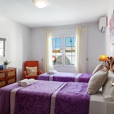 Muñoz Villa *