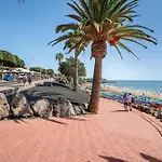 Munoz Willa Puerto del Carmen (Lanzarote)